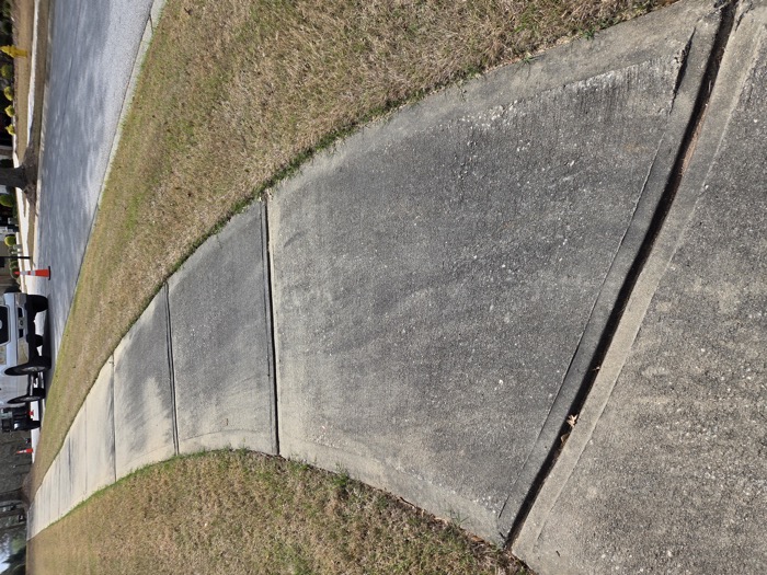 Clean driveway — Stone Mountain GA pressure washing